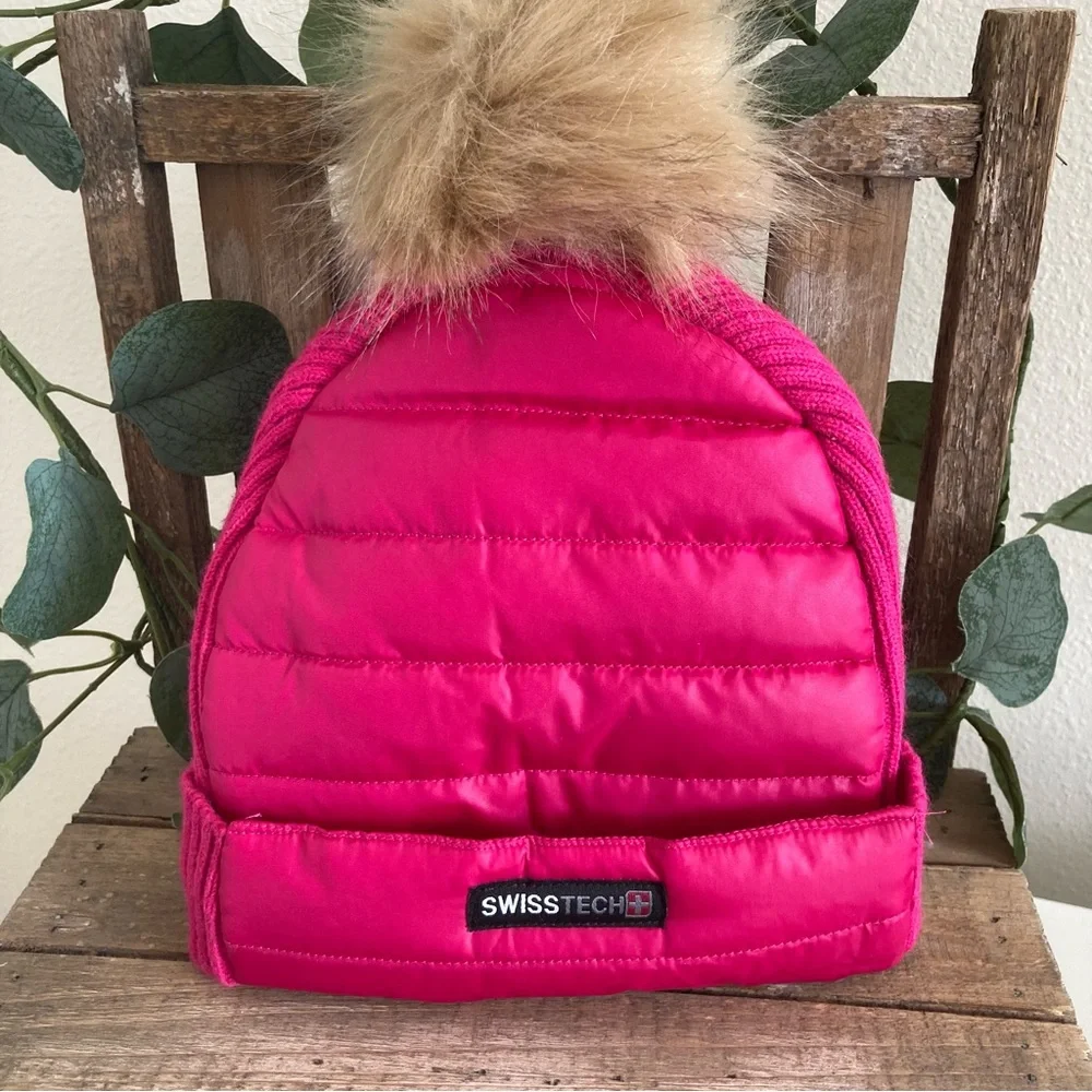 SWISS TECH YOUTH GIRL’S QUILTED POMPOM HAT BINNIE XL